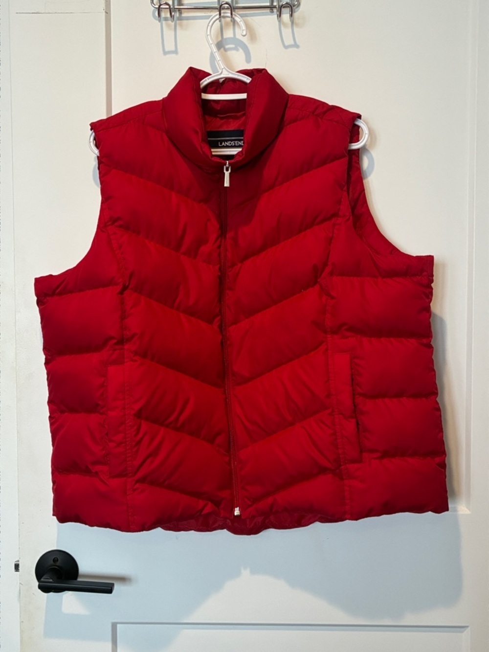 Lands' End Women's Down filled Red Quilted Puffer Vest. B17